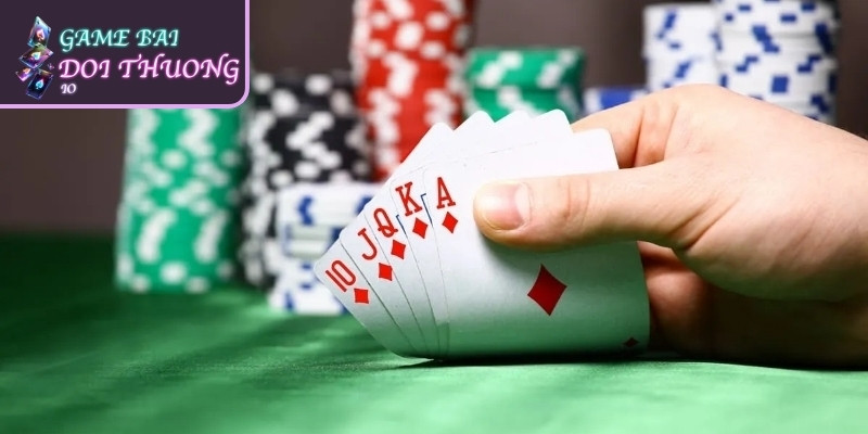Điểm khác biệt giữa cù lũ trong xì tố và mậu binh